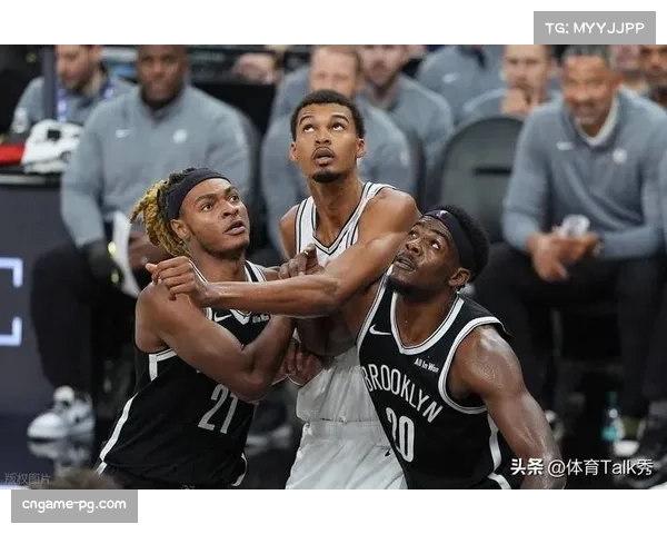 战报速递:马刺力克黄蜂,文班亚马送出7记封盖,其中5次来自协防扫荡